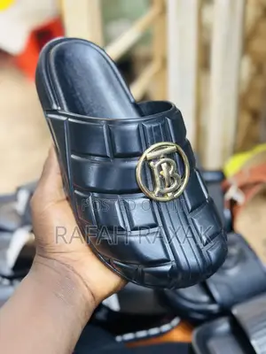 Classic Men’S Burberry Clog Push In Sandals