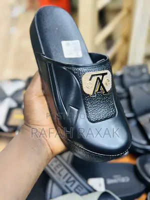 Men’S Classic Louis Vuitton Clog Push In Sandals