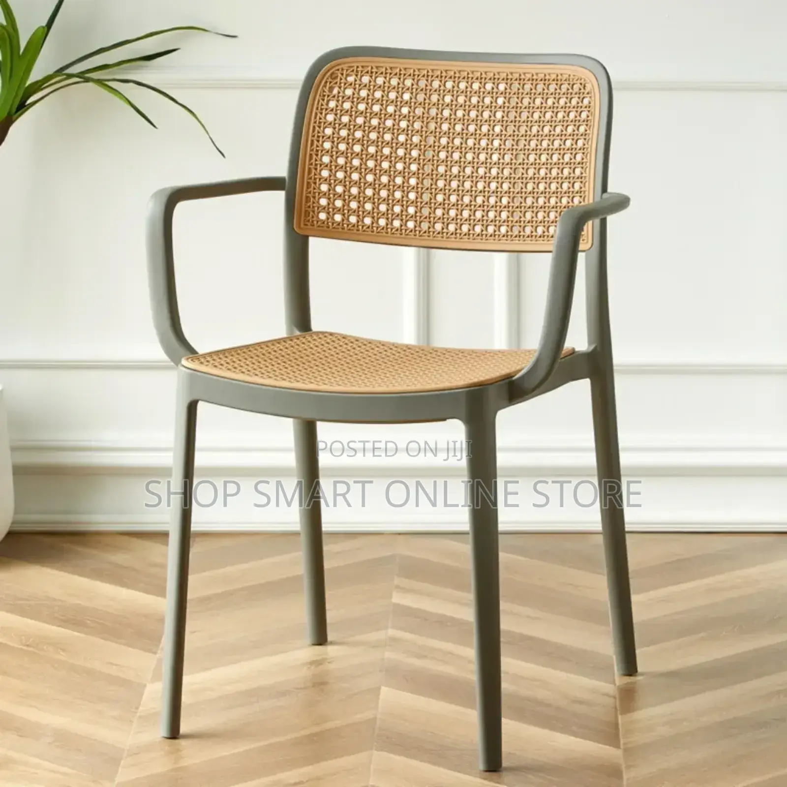 Restaurant Plastic Chairs