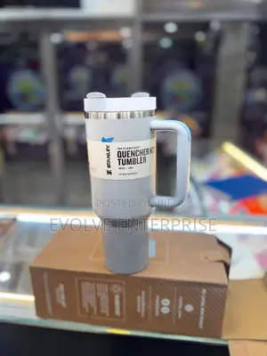 Stanleyquencher H2.0 Tumbler With Handle and Straw