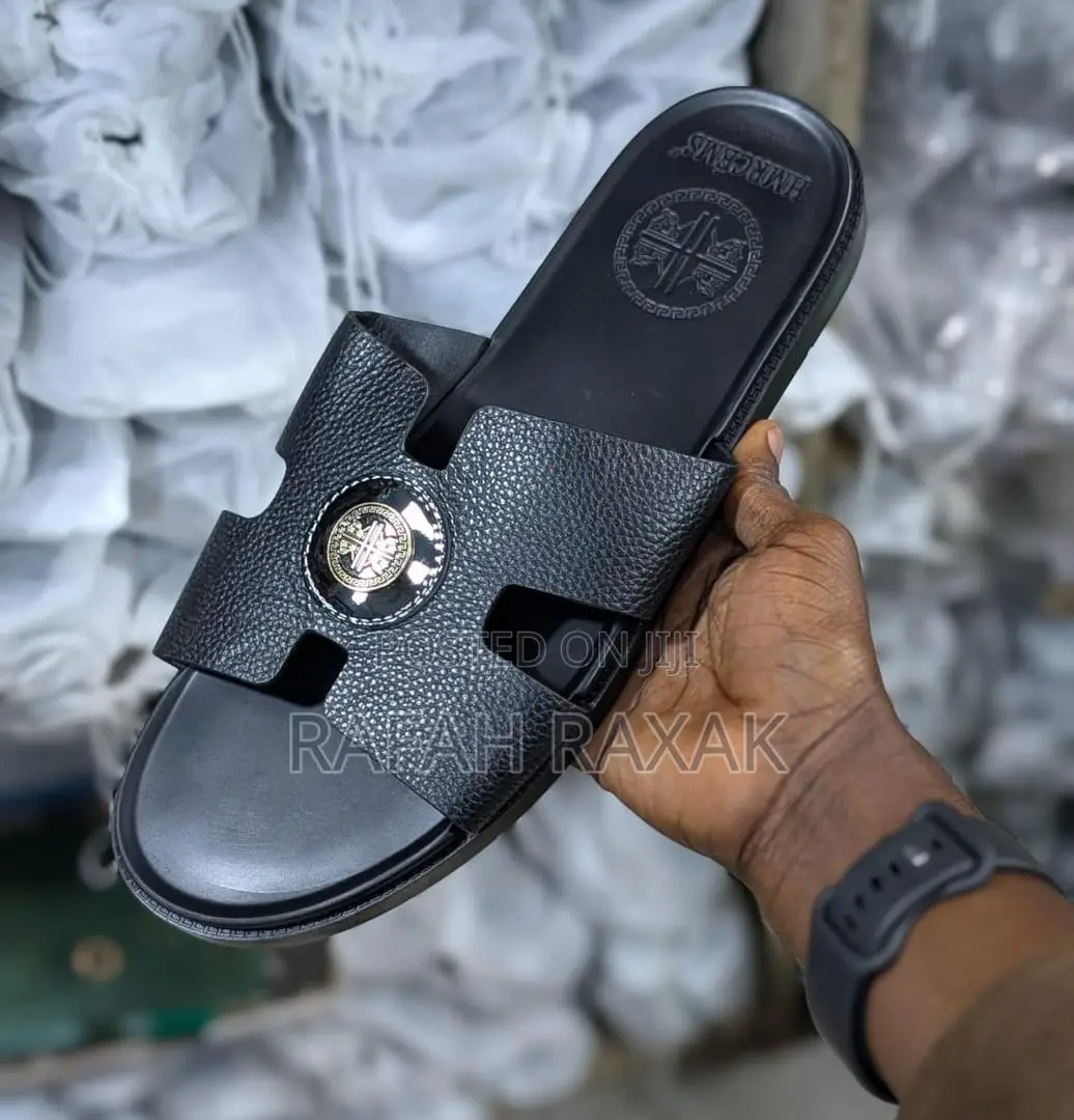Men’S Classic Hermes Leather Push In Sandals