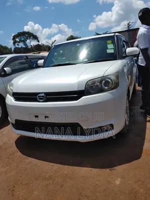 Toyota Corolla Rumion 2011 White