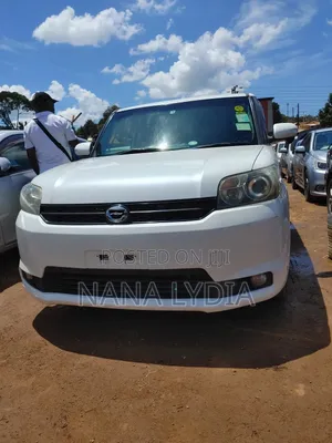 Toyota Corolla Rumion 2011 White