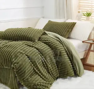 6×6 Coral Duvet 4 PCS Set