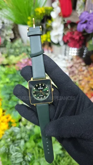 Sveston Ladies Wrist Time Piece at 20% Discount Price