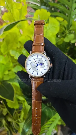 Patek Philippe Geneva Classy Men's Analog Wrist Time Piece