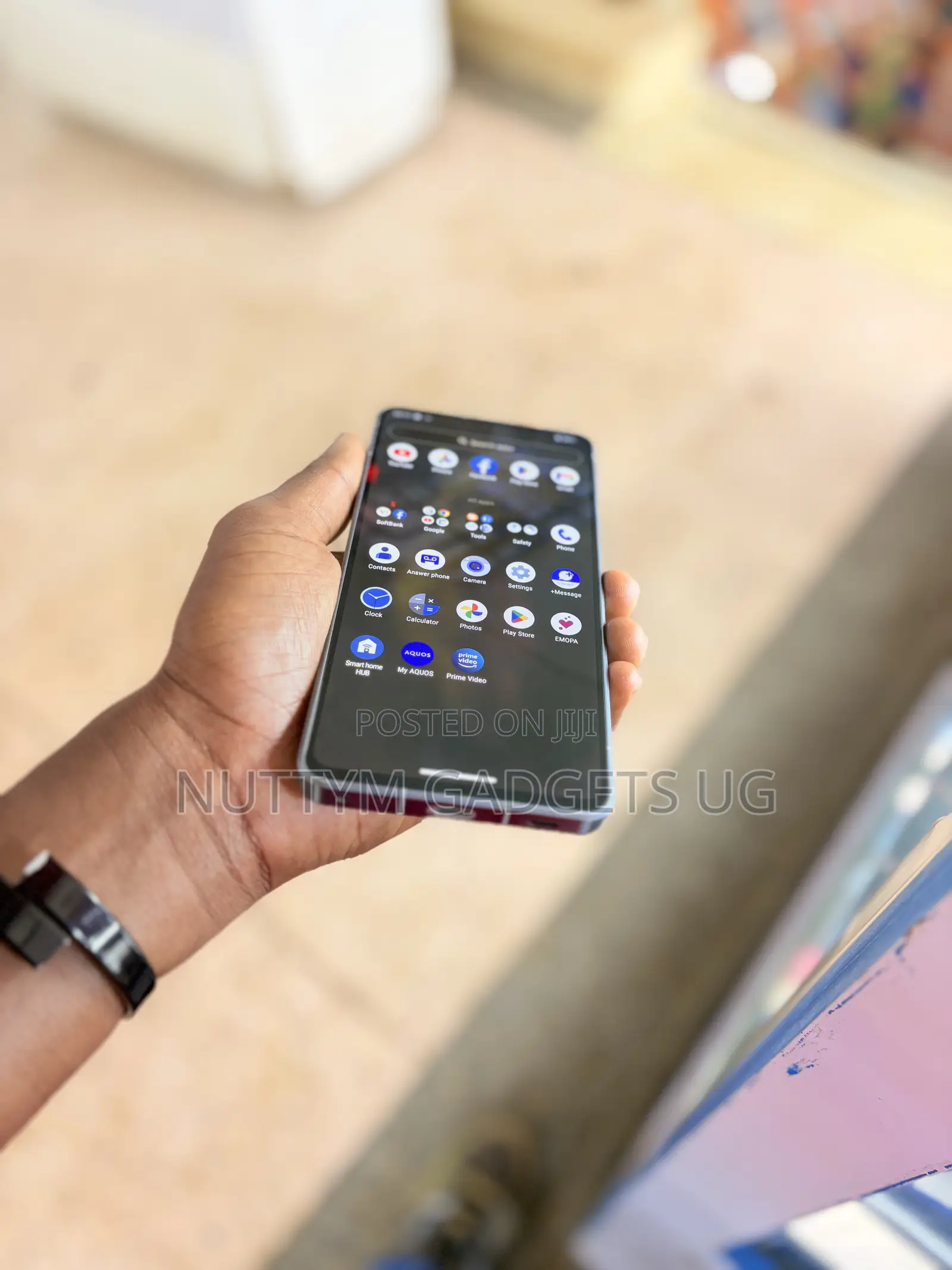 Sharp Aquos R7 256 GB Silver