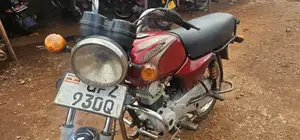 Bajaj Boxer 2025 Red