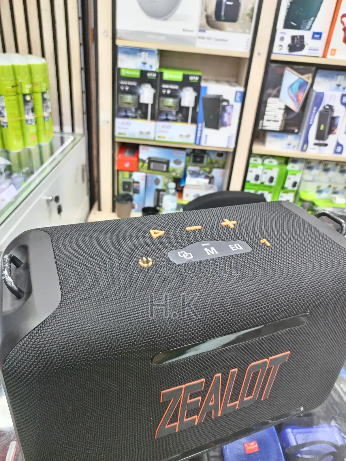 Bluetooth Speaker.