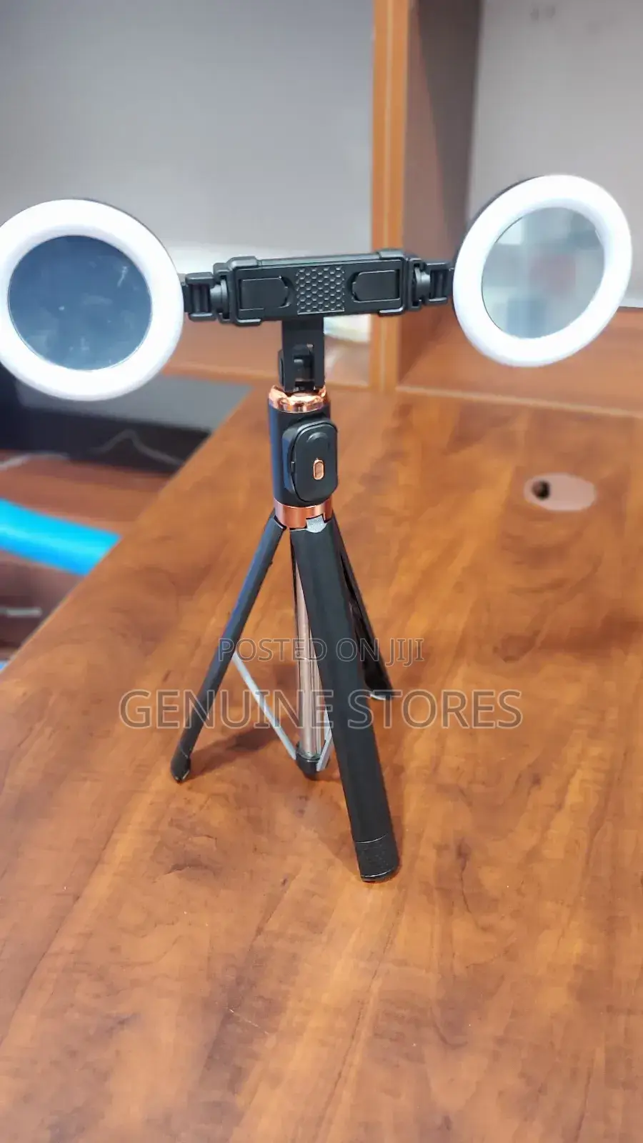 Phone Holder With Ring Lights