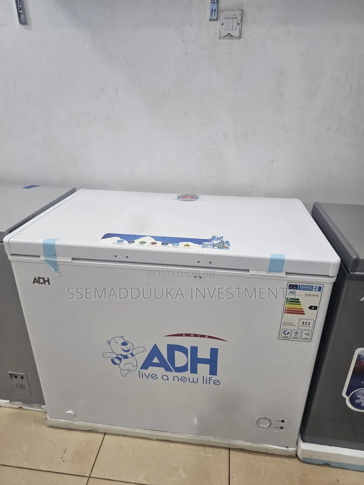 Adh 250 Litres Deep Freezer
