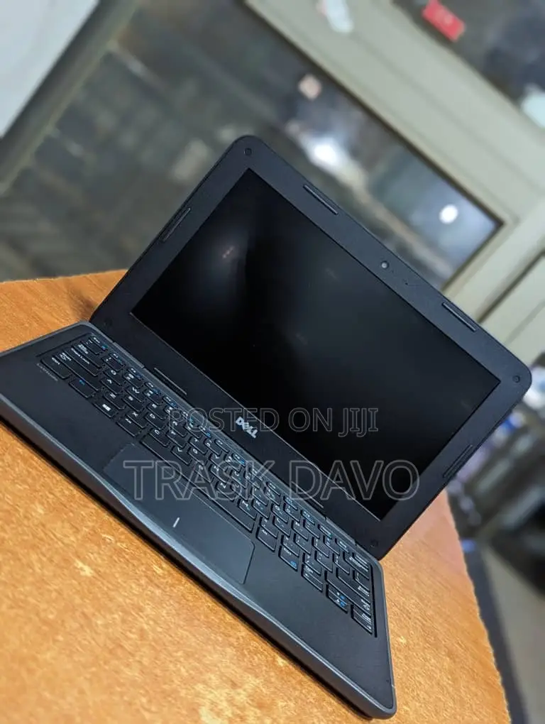Laptop Dell Latitude 3180 4GB Intel Celeron SSD 128GB