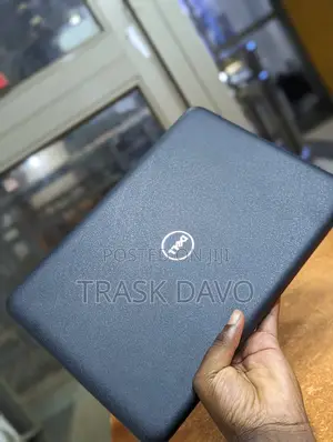 Laptop Dell Latitude 3180 4GB Intel Celeron SSD 128GB