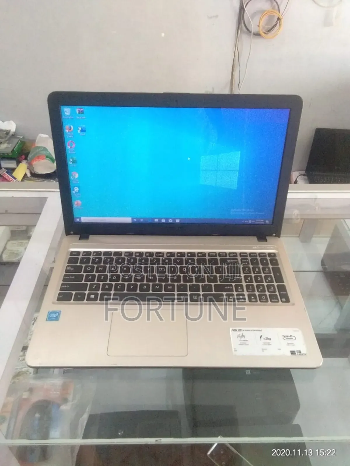 New Laptop 4GB Intel Core I3 HDD+SSD 500GB