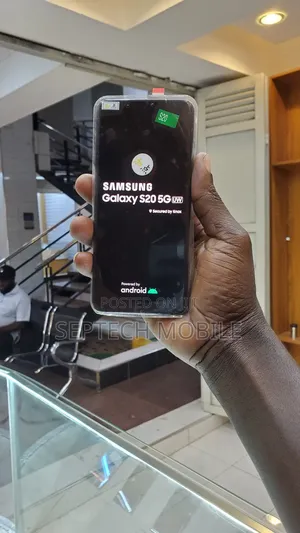 New Samsung Galaxy S20 128 GB Black