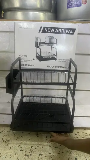 A 2 Tier Kitchen Dish Drainer and Drying Rack