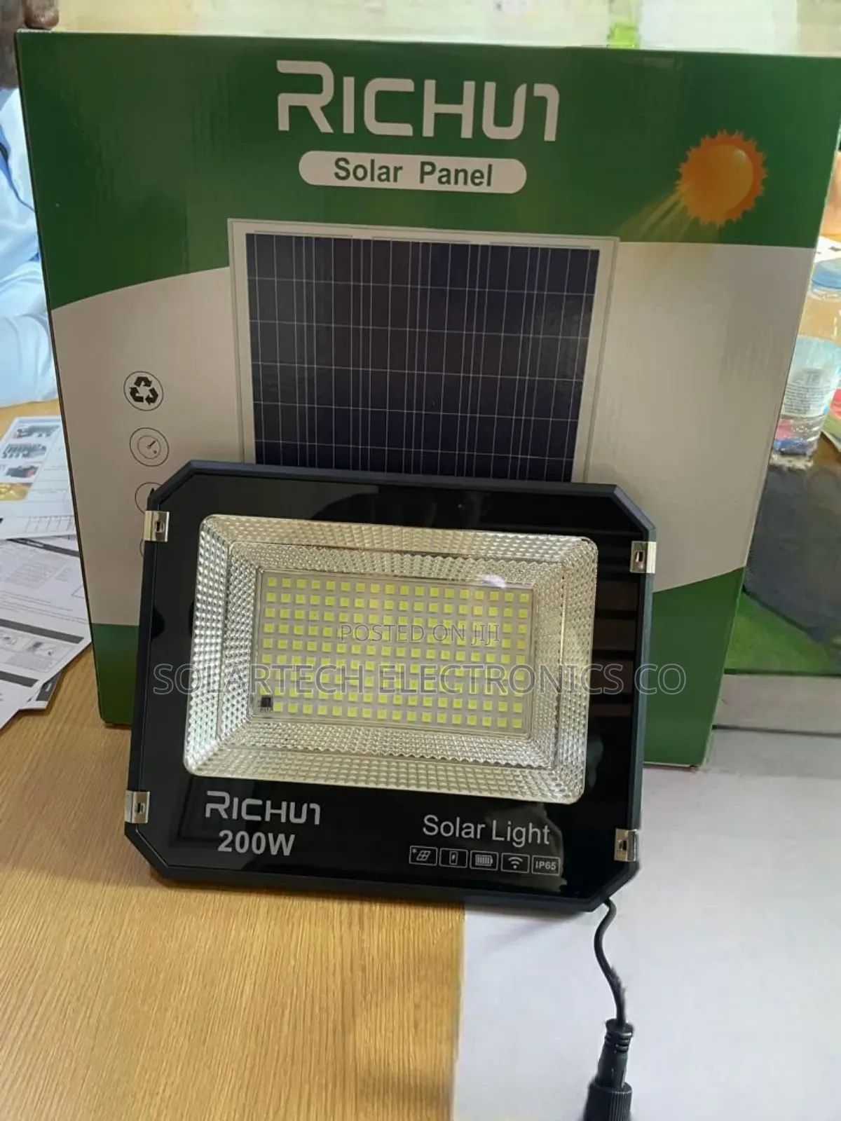 200w Original Richur Led Solar Flood Lights Wekn