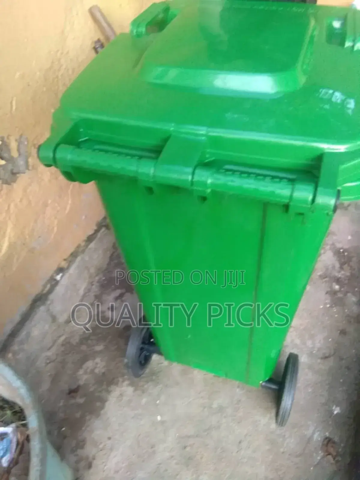 Outdoor 120l Household Waste Bin- Green