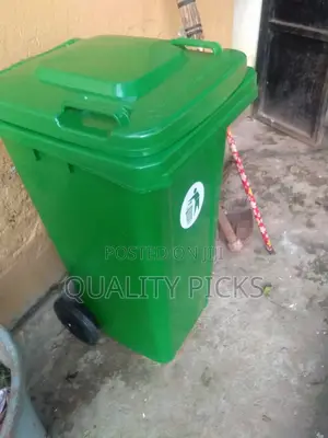 Outdoor 120l Household Waste Bin- Green