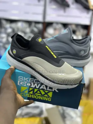 New Classic Black/Brown Skechers Athletic Slip In’S Sneakers