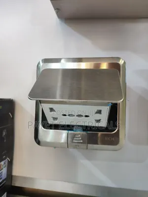 Silver Ground Socket