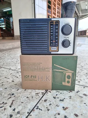 Sony Icf-F10 Two 2 Band Fm/Am Portable Battery Radio.