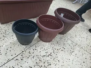 Quality Round Plastic Flower Pots (Orchid)
