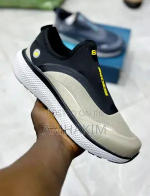 Classic Men Comfortable Skecher Li Ning in Stock