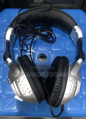 Behringer Hp3000 Studio Headphones