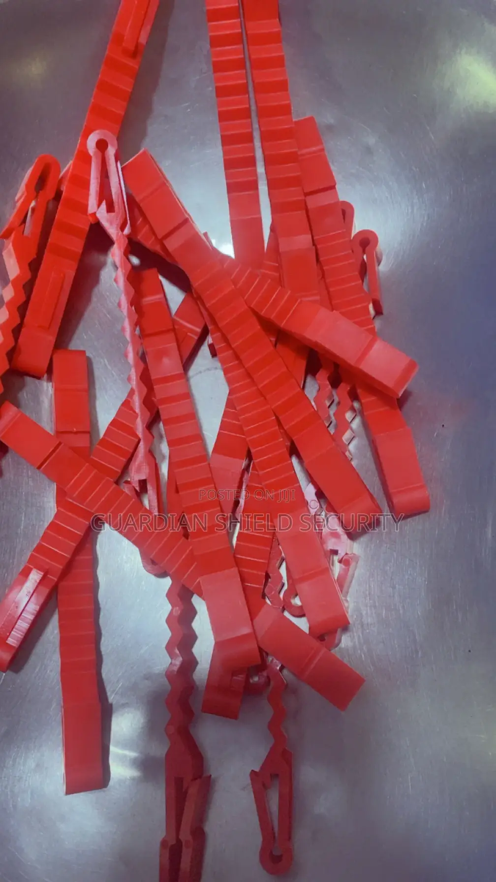 Razorwire Insulators