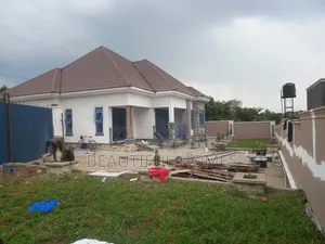 Furnished 4bdrm House in Kira for sale
