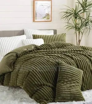 6×6 Coral Duvet 4 PCS Set