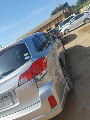 Subaru Outback 2012 Silver