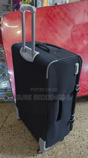 Dfavors Biggest Suitcase