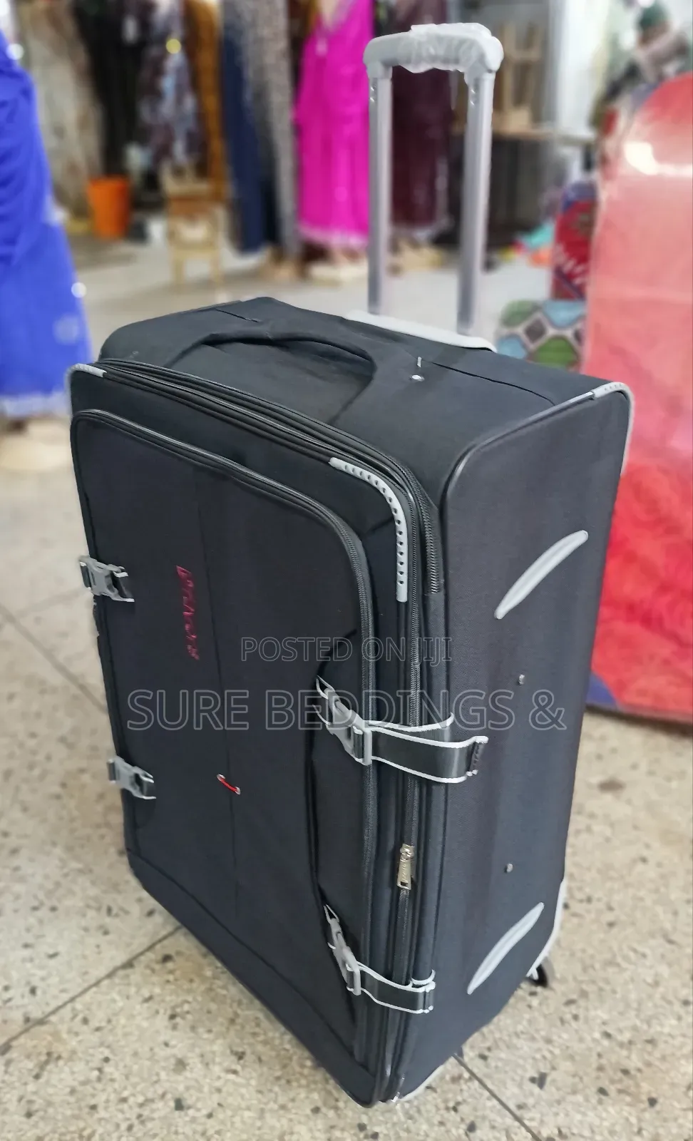 Dfavors Biggest Suitcase