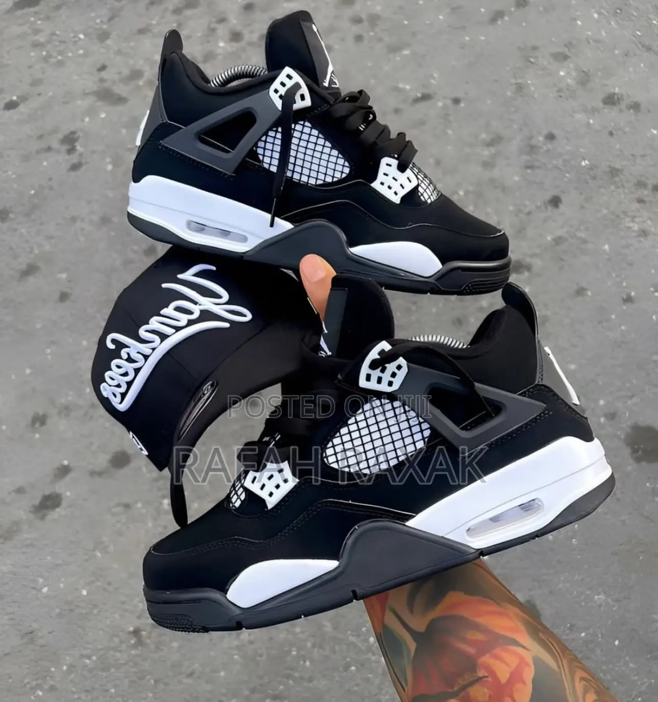 Nike Air Jordan 4 Retro White Thunder Sneakers
