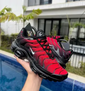 New Nike Tn Air Max Plus Red/Black Sneakers