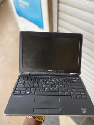 Laptop Dell Latitude E7240 8GB Intel Core I5 SSD 128GB