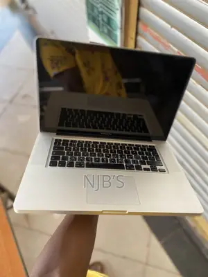 Laptop Apple MacBook Pro 2011 4GB Intel Core I5 HDD 250GB