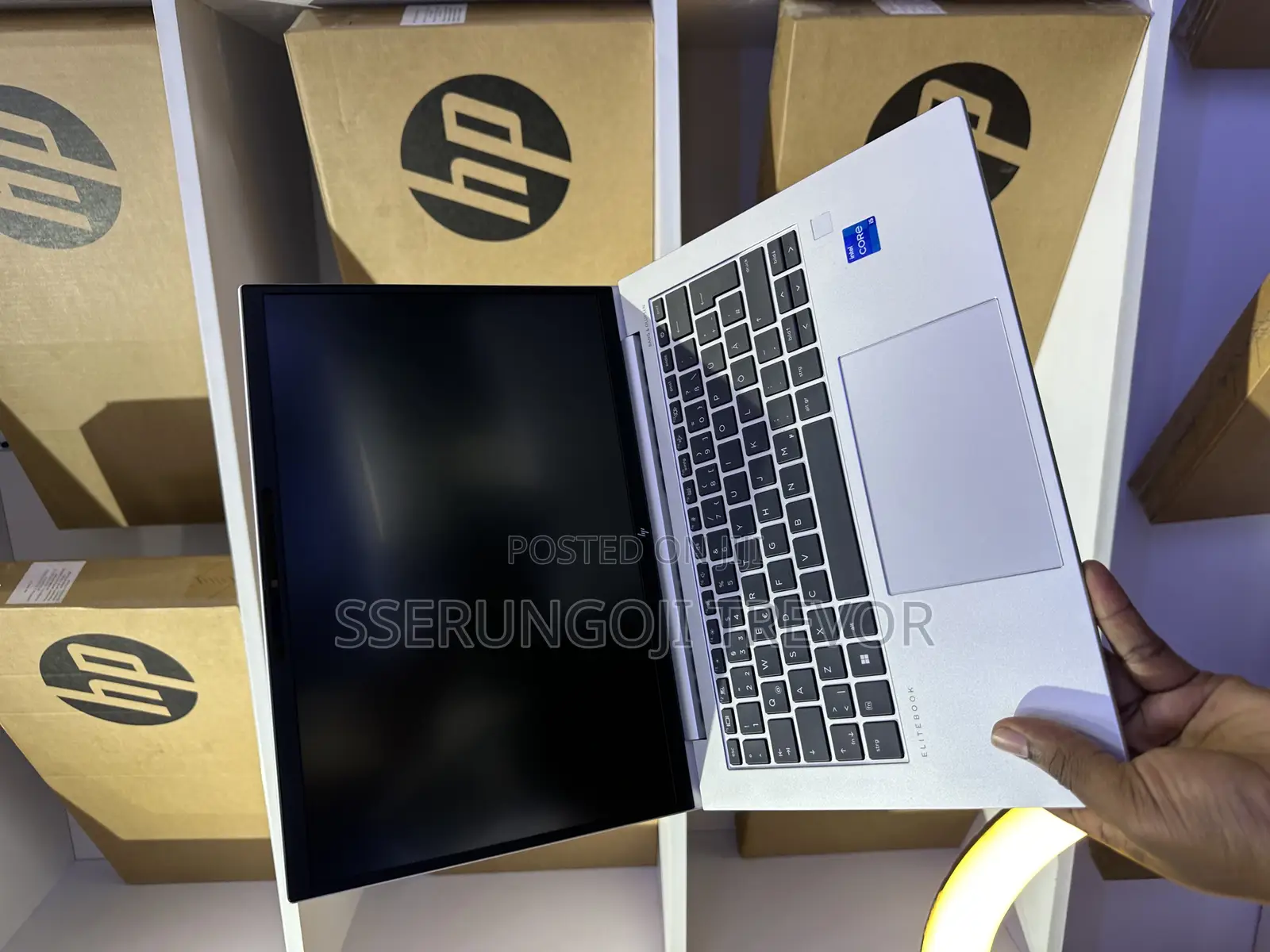 Laptop HP EliteBook 840 G8 8GB Intel Core I7 SSHD+SSD 256GB