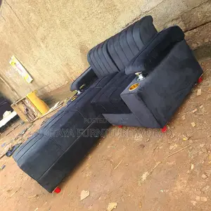 Min L Sofas for Sale in Black Color