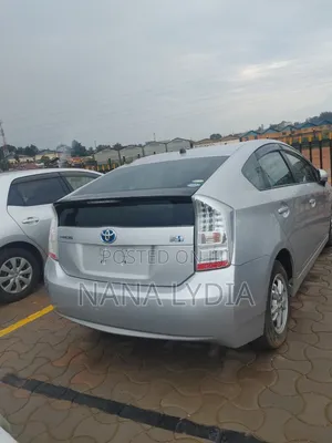 Toyota Prius 2011 Silver
