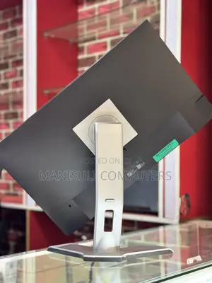 Dell 23 Inch Screen Ips Monitor Hdmi Dp Div Display 