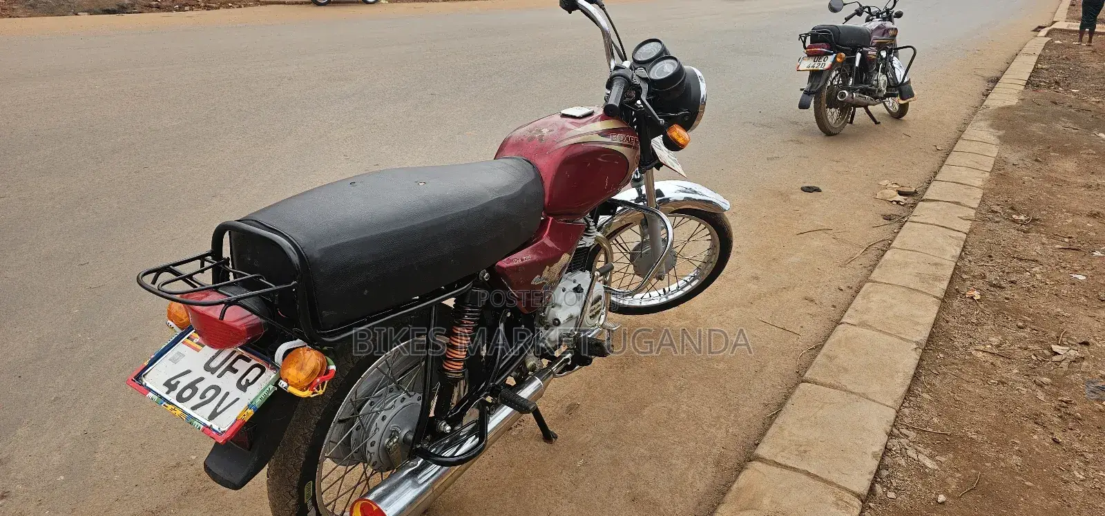 Bajaj Boxer 100 2023 Red