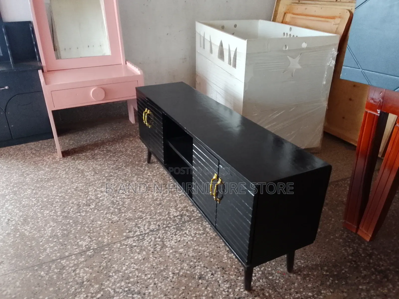 Simple Tv Stand