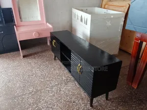 Simple Tv Stand