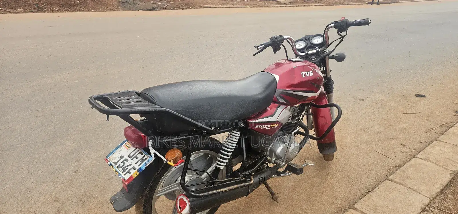 TVS HLX 125 2023 Red