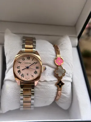 Ladies' Cartier Wrist Analog Time Piece With a Bracelet.