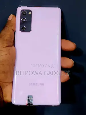New Samsung Galaxy S20 FE 128 GB Pink