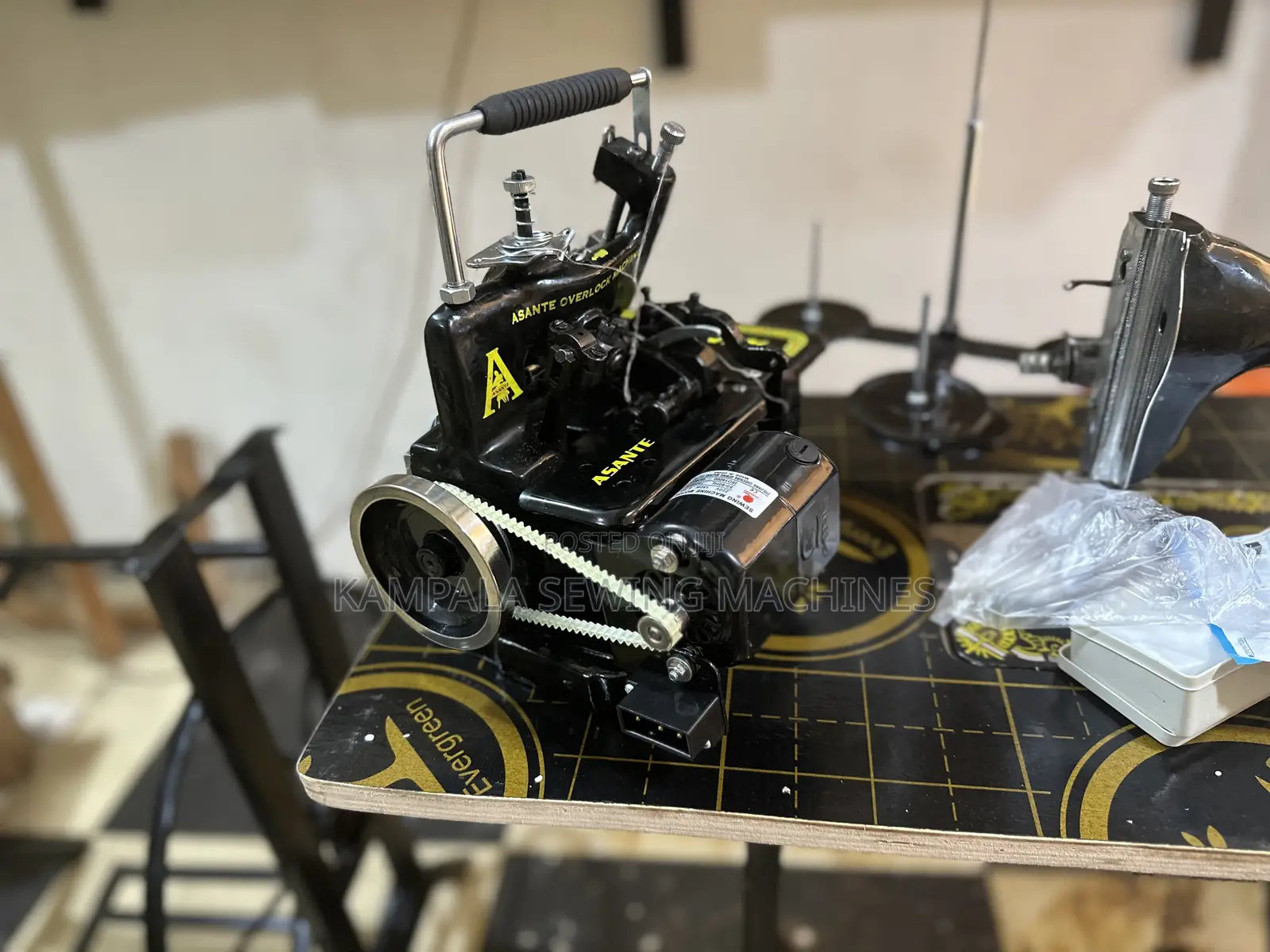 Domestic Electric Overlocking Machine New With Warranty